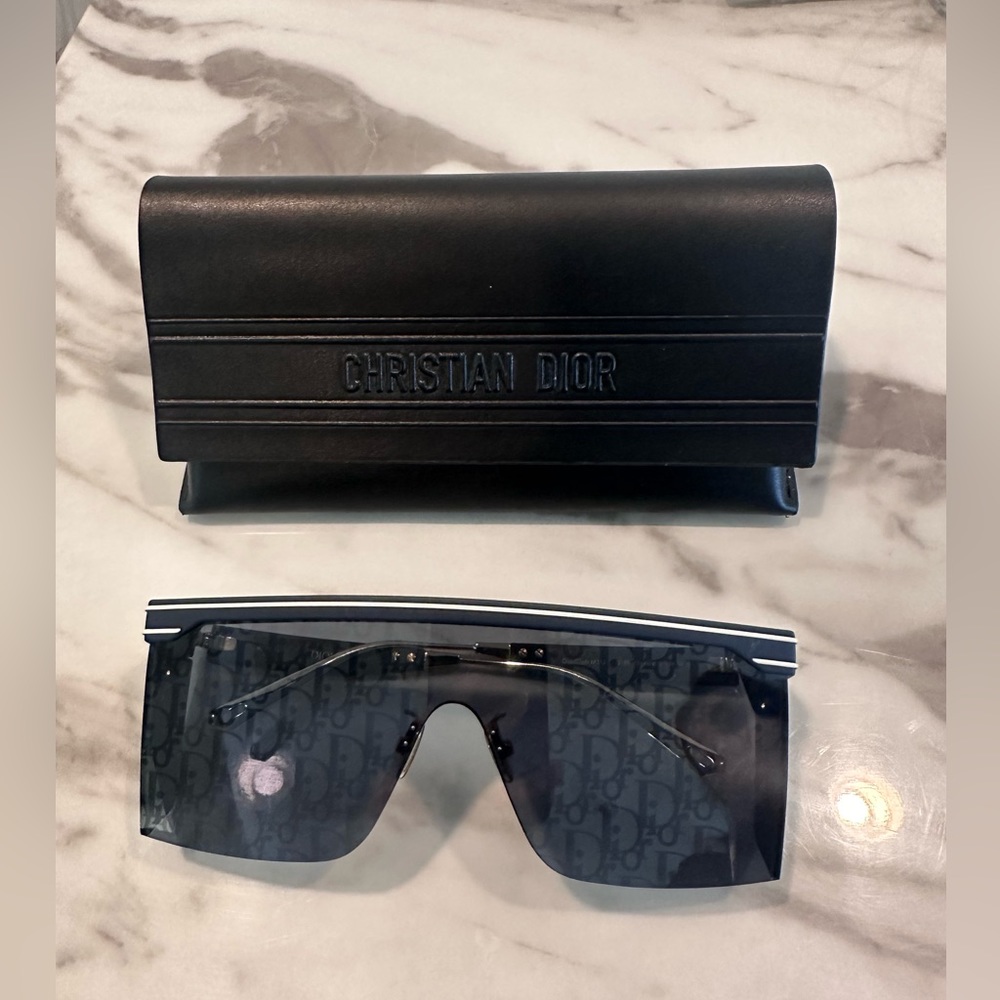 Dior sunglasses,barely used